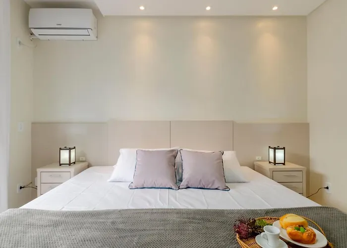 Apartamento Pe Na Areia - 1 Min Da Praia Central